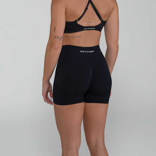 SEAMLESS SHORTS - BLACK